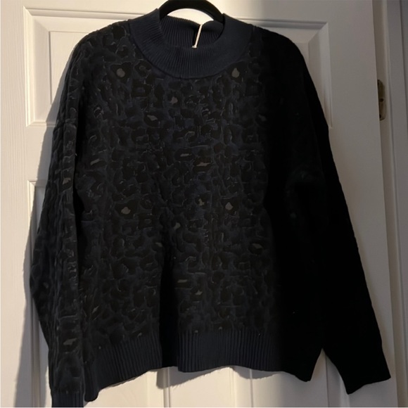Universal Thread Leopard Sweater - Picture 2 of 4